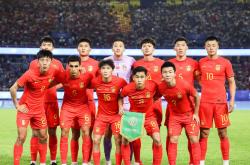 包含激烈的国内足球竞技，让球迷过足瘾的词条