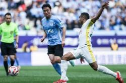 申花五连胜继续领跑积分榜，莱比锡主帅陷下课危机！