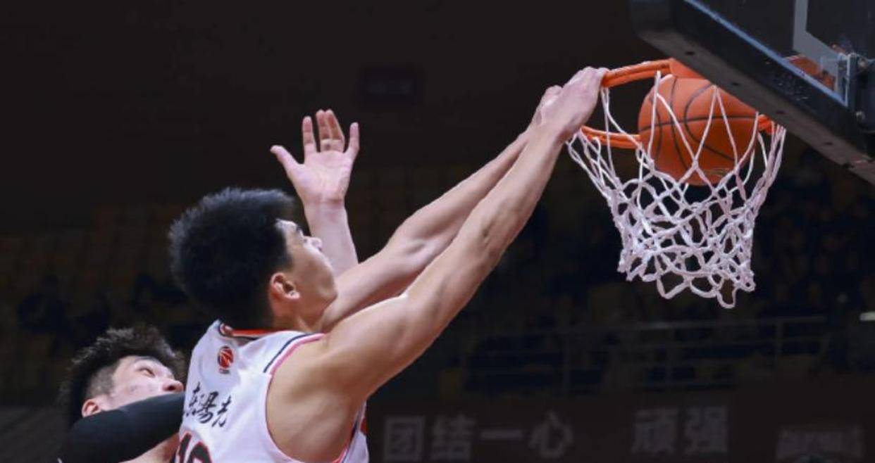 关于广东队新战术奏效，击败强敌晋级下一轮的信息