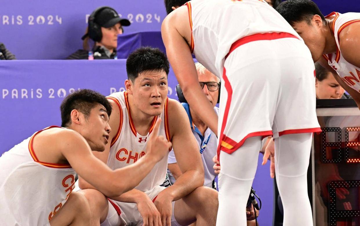 北京男篮士气高涨，成功击败福建队