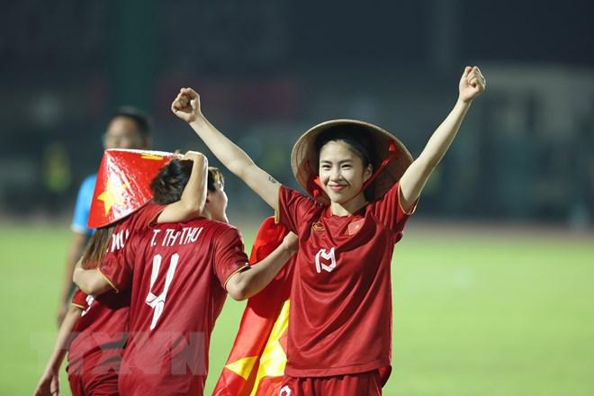 越南女足精彩表现，引爆赛场热情