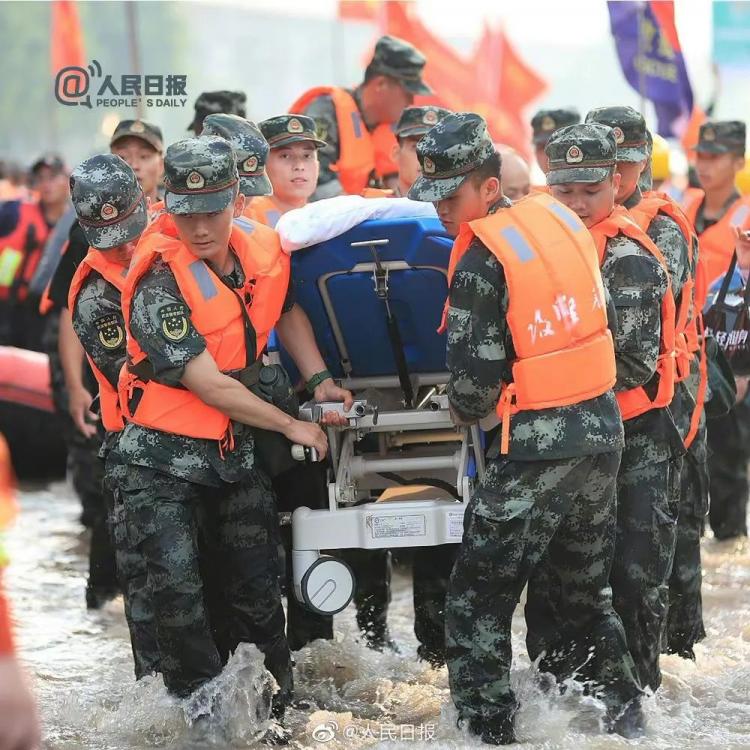 雷恩防线固若金汤，成功守住球门的简单介绍